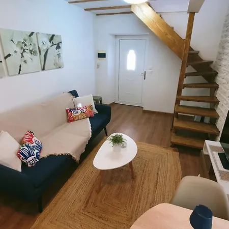 Apartament Fanis House Neochorakion